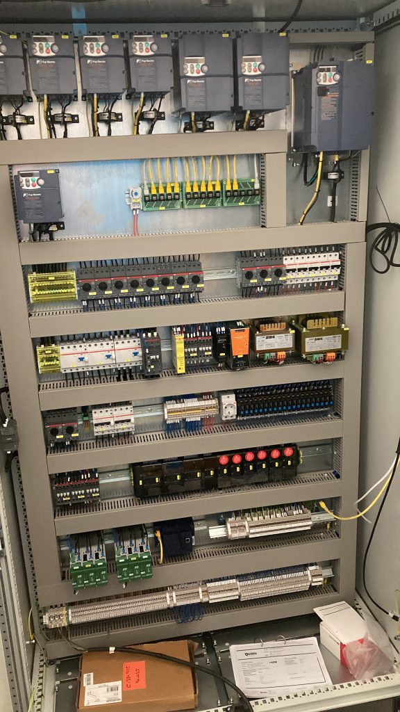 Armario control almazara